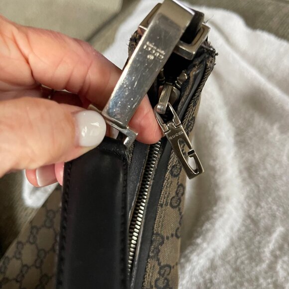 Black Canvas Gucci Purse - Picture 12 of 17